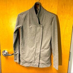 LULULEMON Sz 4 Wrap 2 Snap Button Pocket Thumbholes  Covered Stitching Jacket